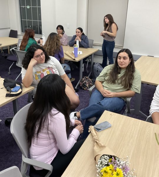 Women interested in learning more about Sigma Lambda Alpha, a Hispanic service sorority, attend a Chicas Bonitas event Thursday, Feb. 1 in Sadler Hall. 