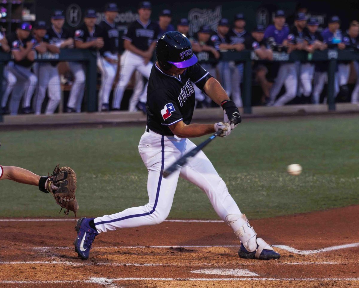 TCU shortstop Anthony Silva swings the bat at Lupton Stadium in Fort Worth, Texas on February 27th, 2024. The TCU Horned Frogs beat the Washington State Cougars 8-7 in 12 innings. (TCU360/Tyler Chan)