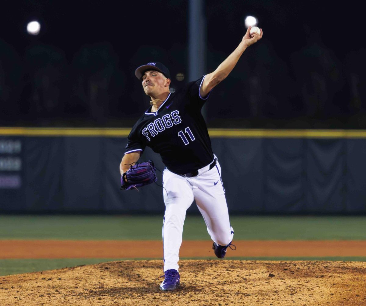TCU pitcher Ben Hampton pitches a ball at Lupton Stadium in Fort Worth, Texas on February 27th, 2024. The TCU Horned Frogs beat the Washington State Cougars 8-7 in 12 innings. (TCU360/Tyler Chan)