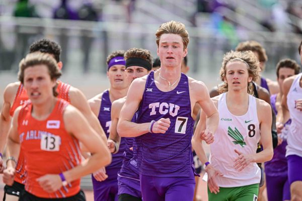 Ryan Martin competing in the 1000 meter race. (Photo courtesy of gofrogs.com)