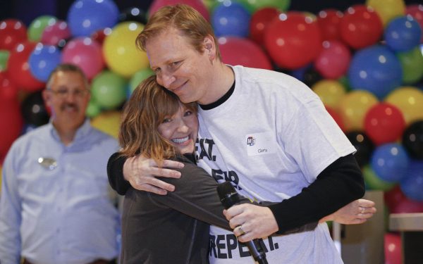 Founder of The Birthday Party Project Paige Chenault with Main Event CEO Chris Morris before a Birthday Party Project event in 2019. (AP Photo) 