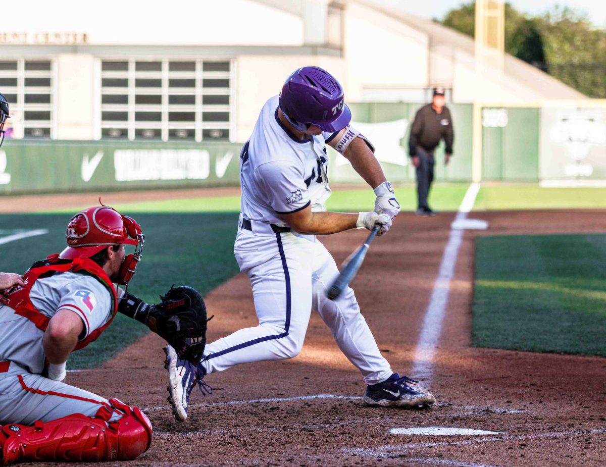 TCU catcher Karson Bowen swings the bat at Lupton Stadium in Fort Worth, Texas on March 28th, 2024. The TCU Horned Frogs beat the Houston Cougars 14-1. (TCU360/ Tyler Chan)