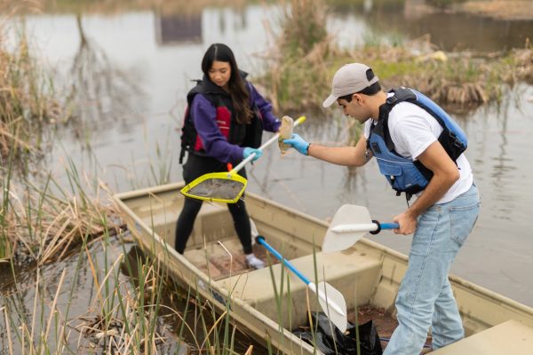 One Shade Greener partners with SGA to clean Worth Hills Pond. (Photo Courtesy of Katie Hoang)