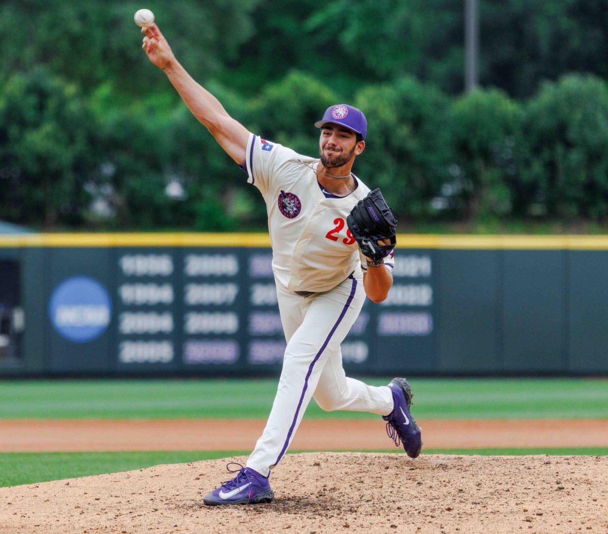 TCU pitcher Mason Bixby pitches a pitch at Lupton Stadium in Fort Worth, Texas on April 27th, 2024. The TCU Horned Frogs fell to the Kansas State Wildcats 6-3 in game 2 of the doubleheader. (TCU360/ Tyler Chan)