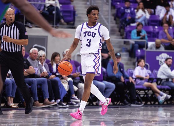 TCU guard Vasean Allette dribbles the ball up the court at Schollmaier Arena in Fort Worth, Texas. (TCU360/ Tyler Chan)