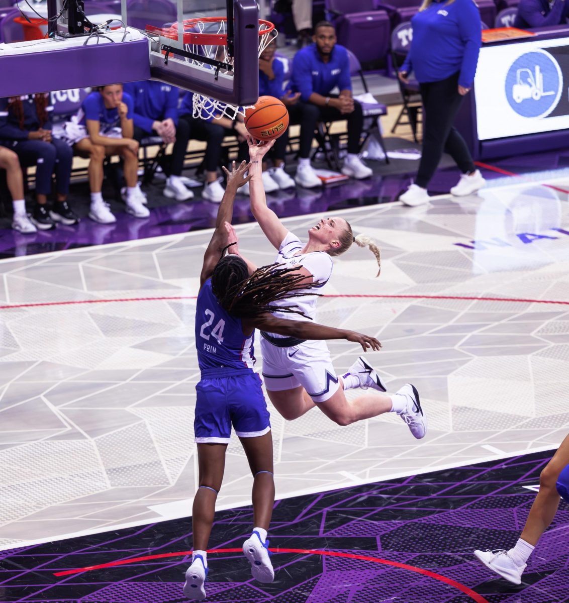 TCU guard Hailey Van Lith goes up for a layup at Schollmaier Arena in Fort Worth, Texas on November 5, 2024. The TCU Horned Frogs beat the Houston Christian Huskies 78-41.(TCU360/Tyler Chan)