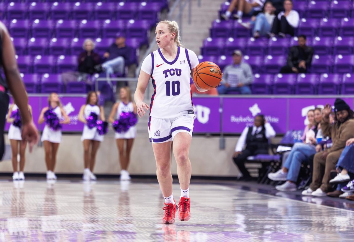 TCU guard Hailey Van Lith dribbles the ball up the court at Schollmaier Arena in Fort Worth, Texas, Dec. 4th, 2024. The TCU Horned Frogs beat the Florida Atlantic Owls 78-42. (TCU360/Tyler Chan)