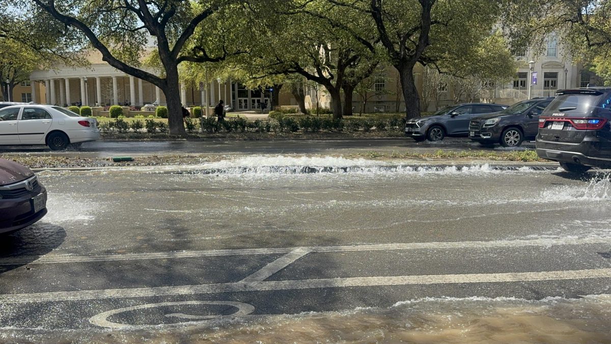 Water main break close