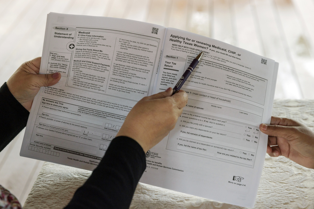 HB 757 would allow people to remain on medicaid for up to 24 months after giving birth. (AP Photo/Michael Gonzalez)