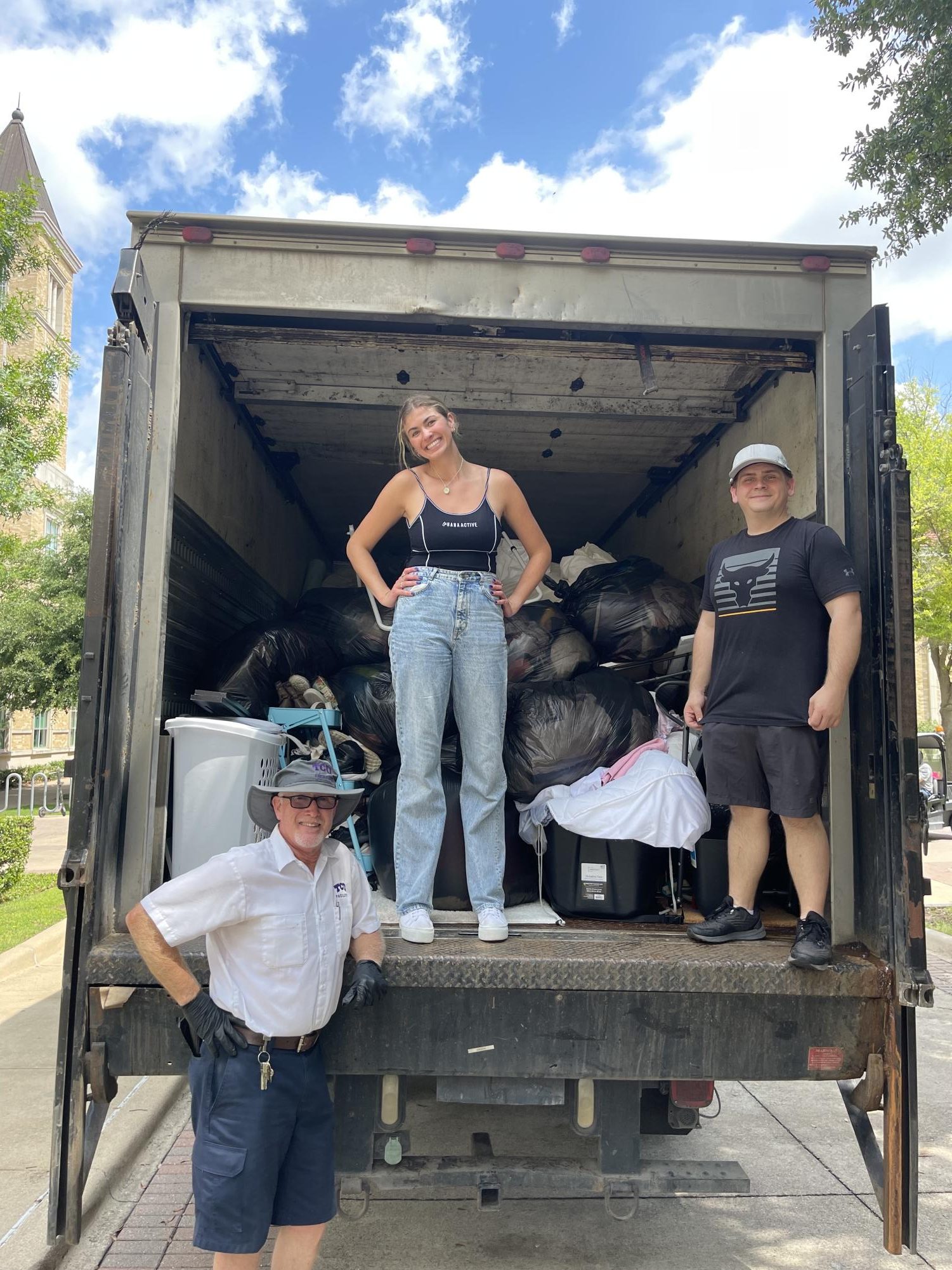 ReFrog: Student Move-Out Donation Program