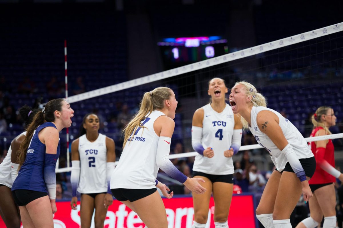 TCU volleyball team celebrates winning the point at Schollmaier Arena in Fort Worth, Texas, Sep. 24, 2025. The TCU Horned Frogs beat the Houston Cougars 3-0. (TCU360/Keegan Schmidt)