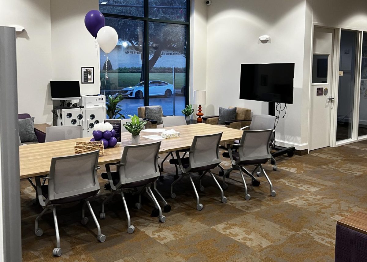 Transfer Connection Space in Molly Reid North