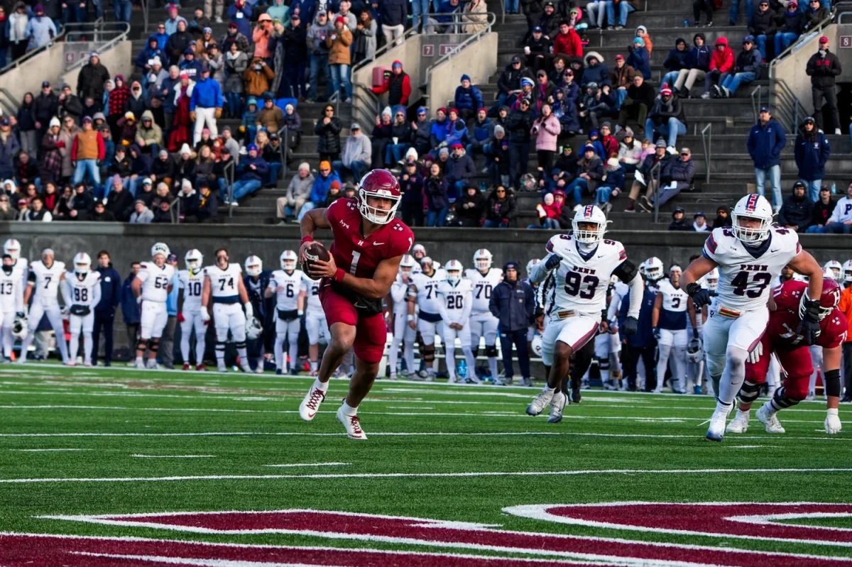Quarterback Jaden Craig runs for a touchdown to close out the first half.