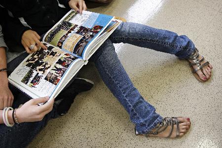 Greek affiliation shouldnt be top concern in yearbook