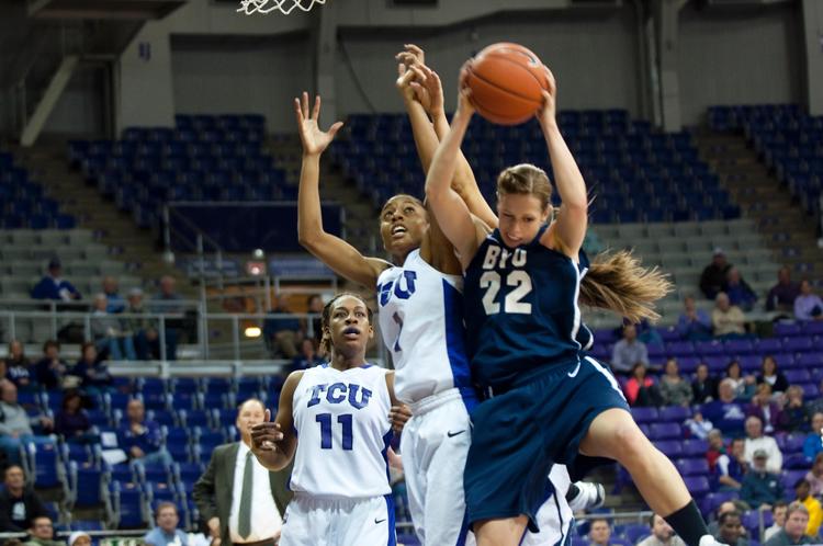 Lady+Frogs+look+to+extend+winning+streak