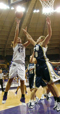 Lady Frogs defeat Utes