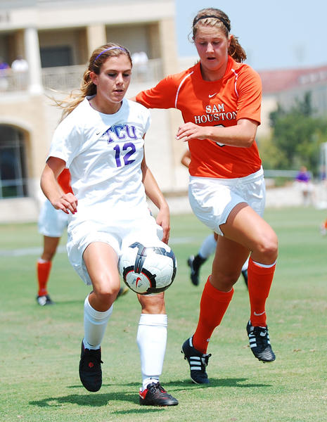 Lady Frogs stepping up to face undefeated Cougars