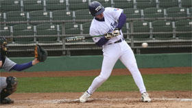 Frogs win two at tourney